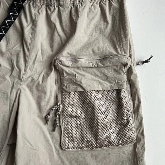Vintage Nike ACG Hiking Shorts (CK7845-223) - Beige - Size L (NWT) - Picture 4 of 9